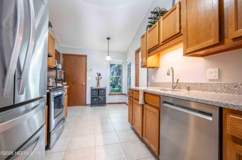 10443 Osprey Nest Drive, Jacksonville FL - photo 16 of 36