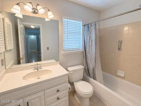 13214 Hartwell Drive, Jacksonville FL - photo 6 of 15