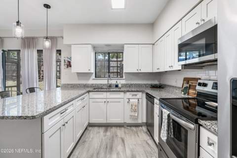 2705 Wood Hill Drive #2705, Jacksonville FL - photo 24 of 52