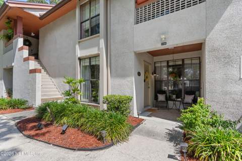 2705 Wood Hill Drive #2705, Jacksonville FL - photo 6 of 52
