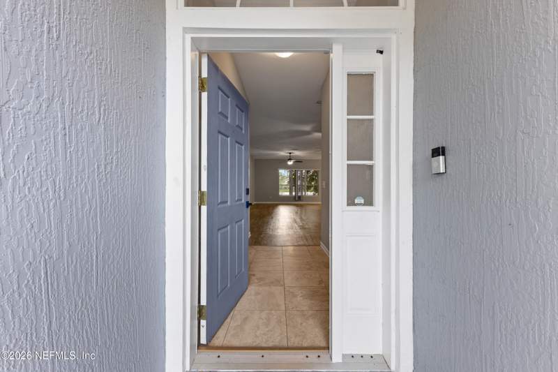 4 bedroom Single Family Residence at 13946 Fish Eagle Drive, Eagle Hammock, Jacksonville — photo 3