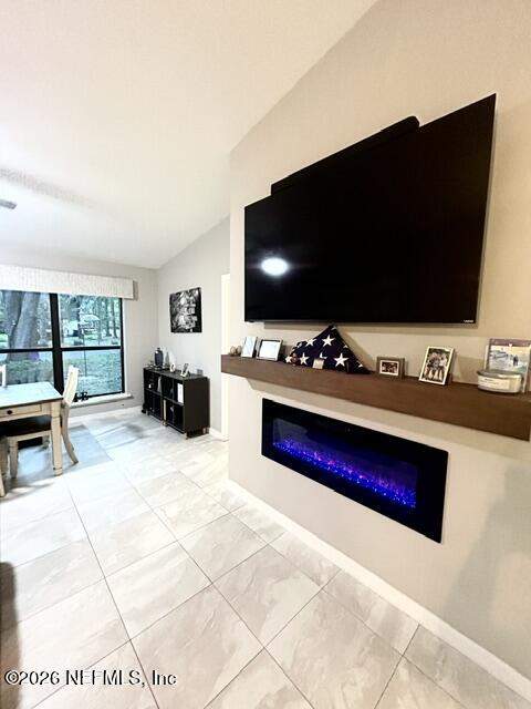 10413 Big Tree Circle, Jacksonville FL - photo 10 of 45