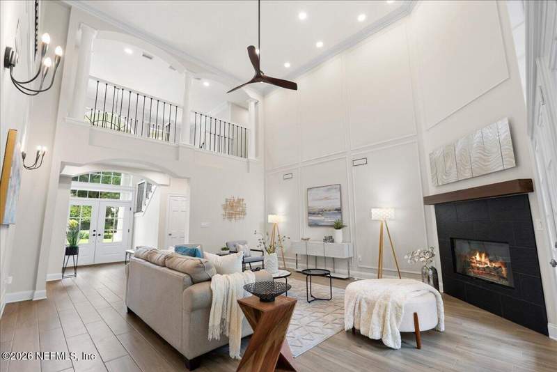 4 bedroom Single Family Residence at 13832 Admirals Bend Drive, Queens Harbour Cc, Jacksonville — photo 2