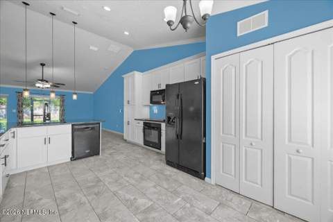 15804 Canoe Creek Drive, Jacksonville FL - photo 9 of 31
