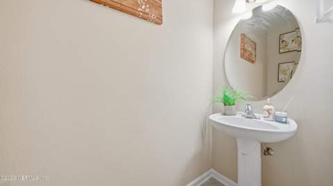 4879 Parkhurst Place, Jacksonville FL - photo 8 of 58