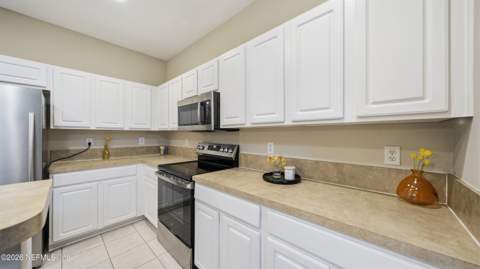 4879 Parkhurst Place, Jacksonville FL - photo 17 of 58