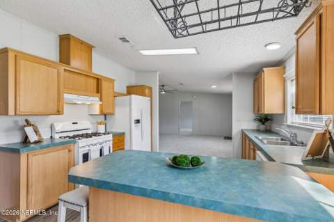 1860 Forest Boulevard, Jacksonville FL - photo 22 of 52