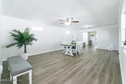 6221 Ashwood Lane, Jacksonville FL - photo 9 of 24