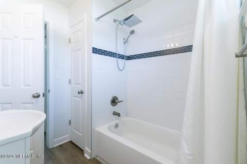 6221 Ashwood Lane, Jacksonville FL - photo 16 of 24