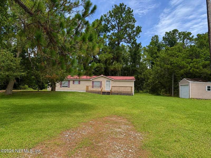 3 bedroom Mobile Home at 108 Roberts Road #1, East Palatka, East Palatka — photo 2