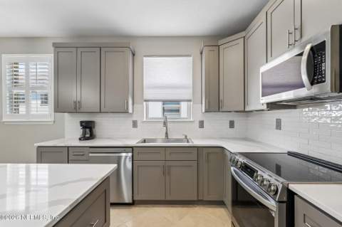 278 Rock Spring Loop, St. Johns FL - photo 16 of 54