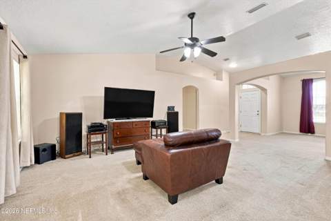 8168 Leafcrest Drive, Jacksonville FL - photo 11 of 25