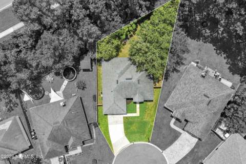 8168 Leafcrest Drive, Jacksonville FL - photo 24 of 25