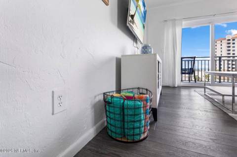 731 1st Street #5F, Jacksonville Beach FL - photo 22 of 31