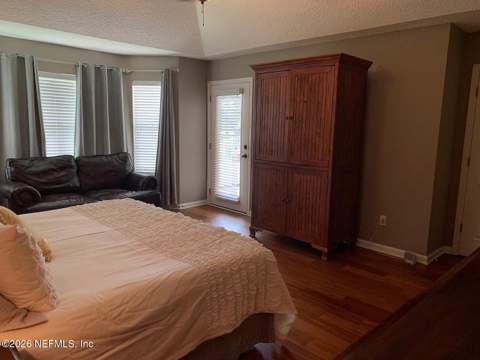 14698 Starratt Creek Drive, Jacksonville FL - photo 14 of 37