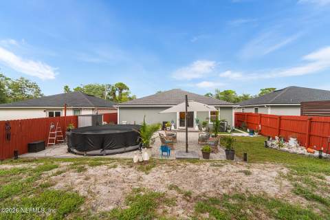 8360 Hewitt Street, Jacksonville FL - photo 6 of 26
