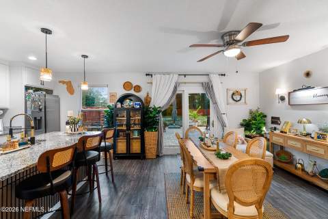 8360 Hewitt Street, Jacksonville FL - photo 14 of 26