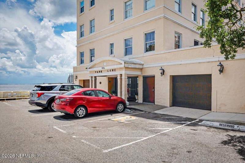 2 bedroom Condominium at 1846 Margaret Street #6A, Park Lane, Jacksonville — photo 4