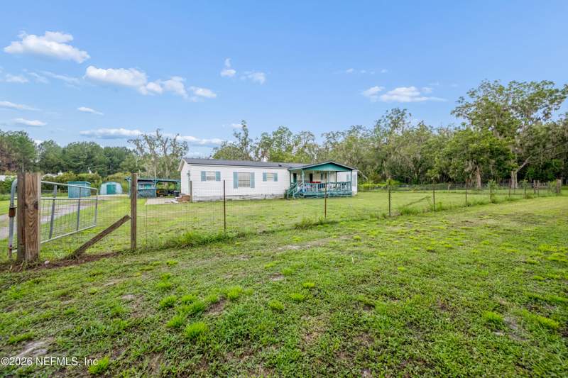 3 bedroom Manufactured Home at 3009 NW 228th Street, Lawtey, Lawtey — photo 2