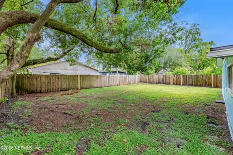 10342 Briarcliff Road, Jacksonville FL - photo 6 of 37