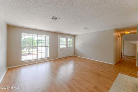 7876 Arble Drive, Jacksonville FL - photo 15 of 43