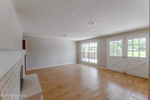 7876 Arble Drive, Jacksonville FL - photo 17 of 43