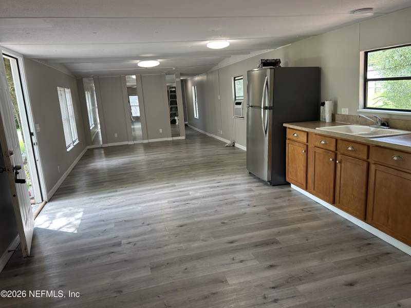 2 bedroom Mobile Home at 10334 Minglewood Drive, Minglewood, Jacksonville — photo 2