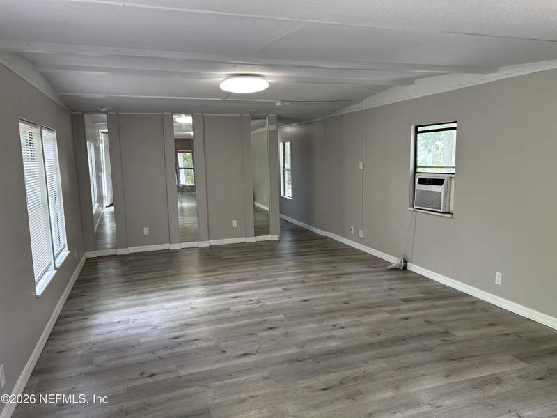 2 bedroom Mobile Home at 10334 Minglewood Drive, Minglewood, Jacksonville — photo 3