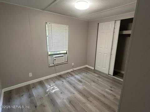 10334 Minglewood Drive, Jacksonville FL - photo 11 of 15