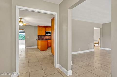 3632 Leewood Lane, Jacksonville FL - photo 7 of 43