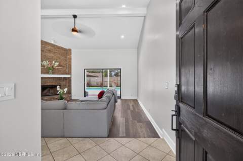 4120 Pony Express Lane, Jacksonville FL - photo 7 of 54