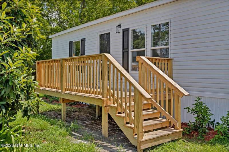 3 bedroom Manufactured Home at 411 E Lake Street, Pinehurst, Palatka — photo 4