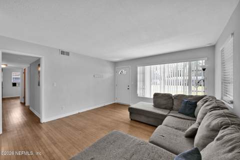 3903 Via De La Reina, Jacksonville FL - photo 6 of 36