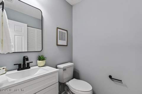7623 Baymeadows Circle #2042, Jacksonville FL - photo 19 of 72