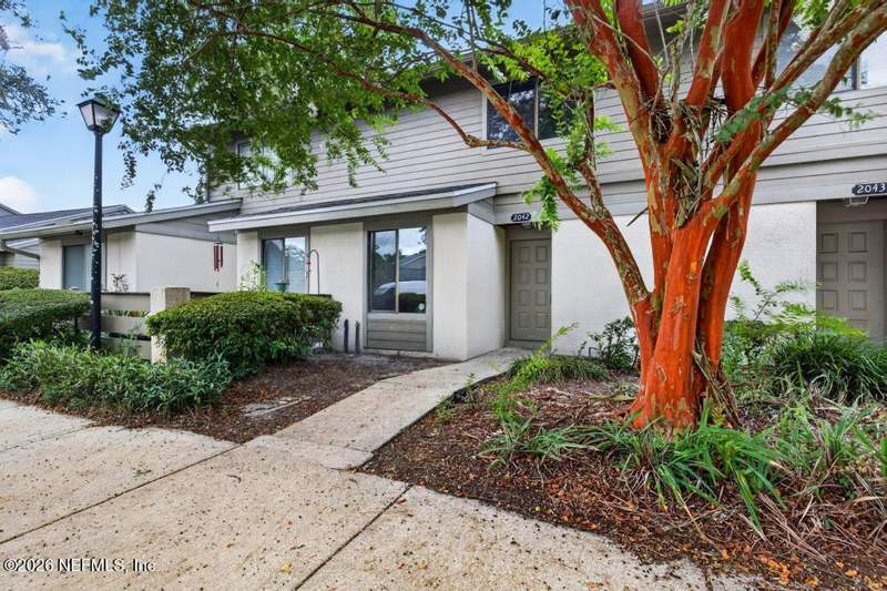 2 bedroom Condominium at 7623 Baymeadows Circle #2042, Village Green At Baymeadows, Jacksonville — photo 3