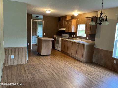 5206 Silver Lake Drive #Unit 2, Palatka FL - photo 8 of 21