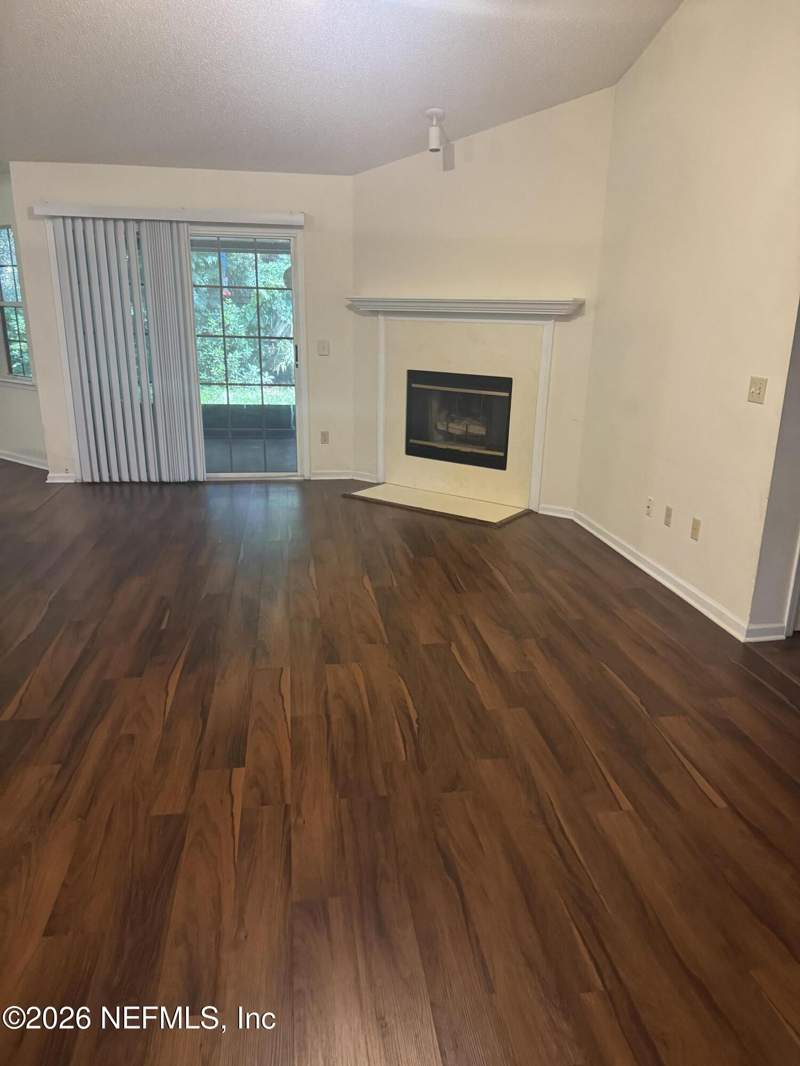 3 bedroom Single Family Residence at 3611 CAROL ANN Lane, Cameron Crossing, Jacksonville — photo 4
