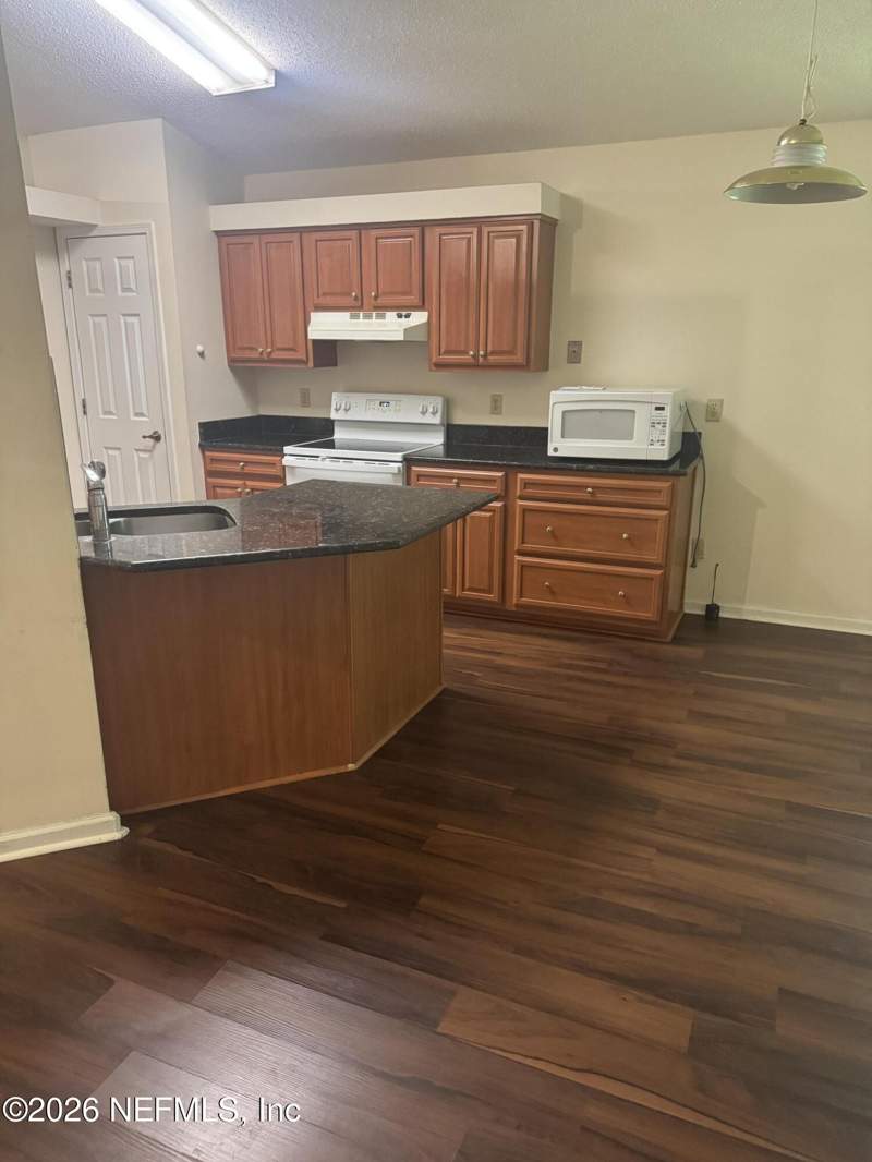 3 bedroom Single Family Residence at 3611 CAROL ANN Lane, Cameron Crossing, Jacksonville — photo 5