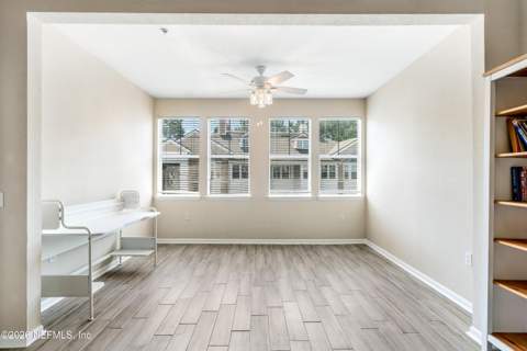 8550 Touchton Road #2235, Jacksonville FL - photo 9 of 33