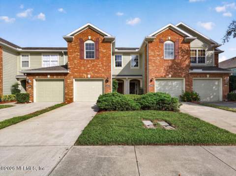 6966 Roundleaf Drive, Jacksonville FL - photo 7 of 84