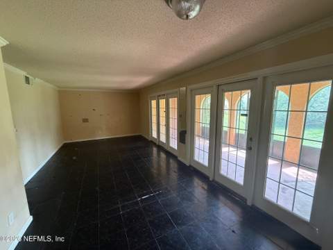 6552 La Mirada Drive, Jacksonville FL - photo 9 of 16