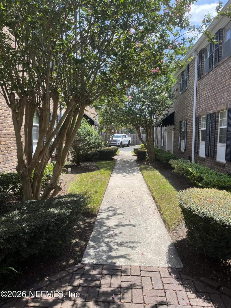 1 bedroom Condominium at 4358 Timuquana Road #124, Timuquana Village, Jacksonville — photo 2