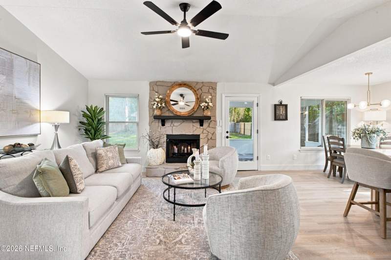 3 bedroom Single Family Residence at 3821 Olympic Lane, Mandarin Pines, Jacksonville — photo 4