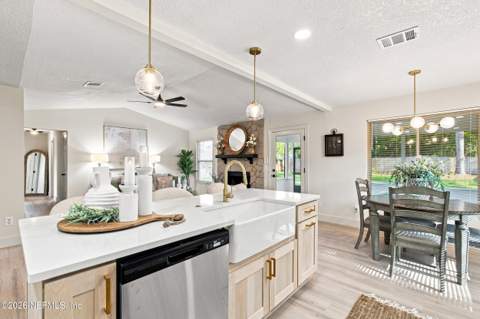 3821 Olympic Lane, Jacksonville FL - photo 9 of 41