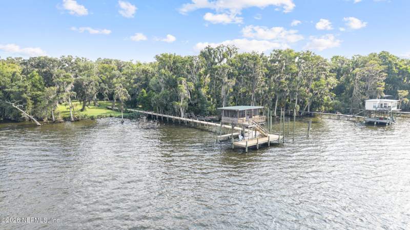 3 bedroom Single Family Residence at 107 Beechers Point Drive, Beechers Point, Welaka — photo 4