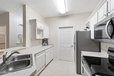10000 Gate Parkway #624, Jacksonville FL - photo 9 of 47