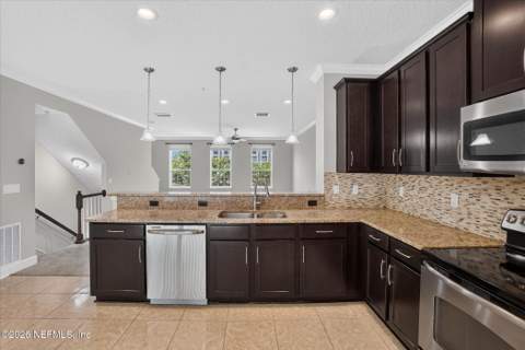 4421 Ellipse Drive, Jacksonville FL - photo 23 of 61