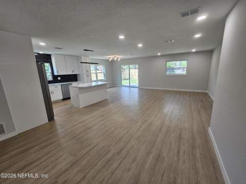 7738 Rondeau Drive, Jacksonville FL - photo 7 of 34