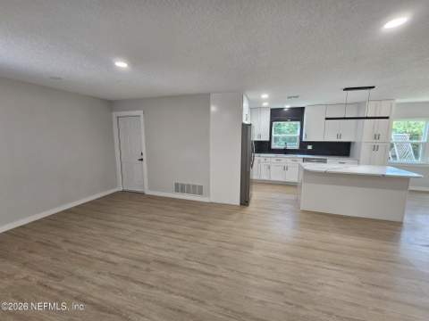 7738 Rondeau Drive, Jacksonville FL - photo 14 of 34