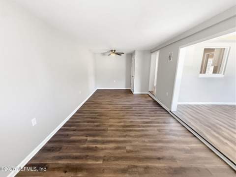 2942 Christopher Road, Jacksonville FL - photo 15 of 38